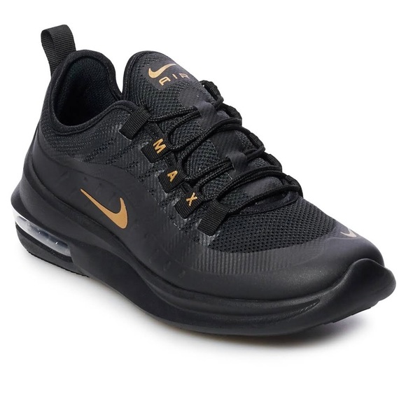 nike women air max axis